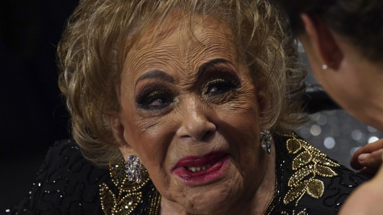 ¿Silvia Pinal era maltratada antes de morir?, fracasa gira de Ángela Aguilar y más en Top 3 Espectáculos