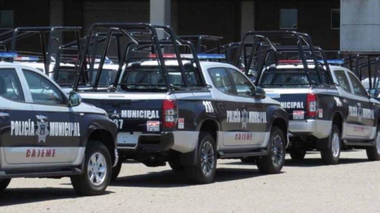 Detienen a policía municipal de Cajeme que viajaba en automóvil con reporte de robo en EU