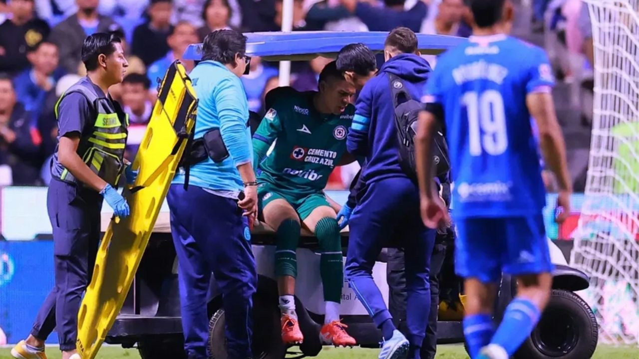 “Que dejen de jod…”: Efraín Juárez minimiza la posible fractura de Kevin Mier en el Pumas vs Cruz Azul
