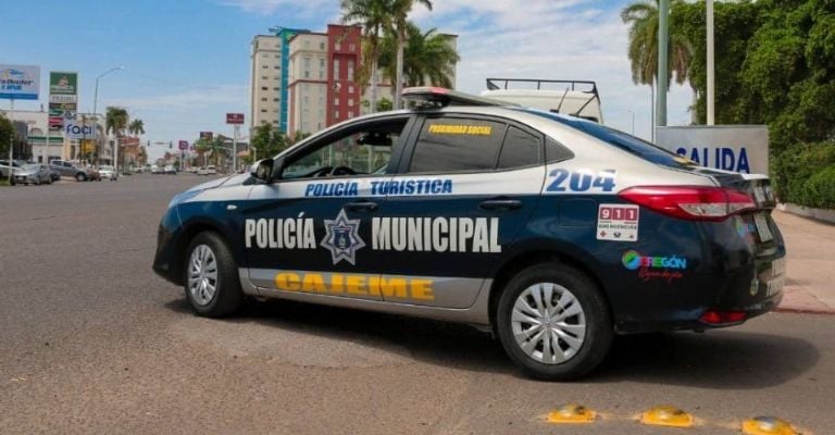 Se presume que los daños materiales rondan los 200 mil pesos.