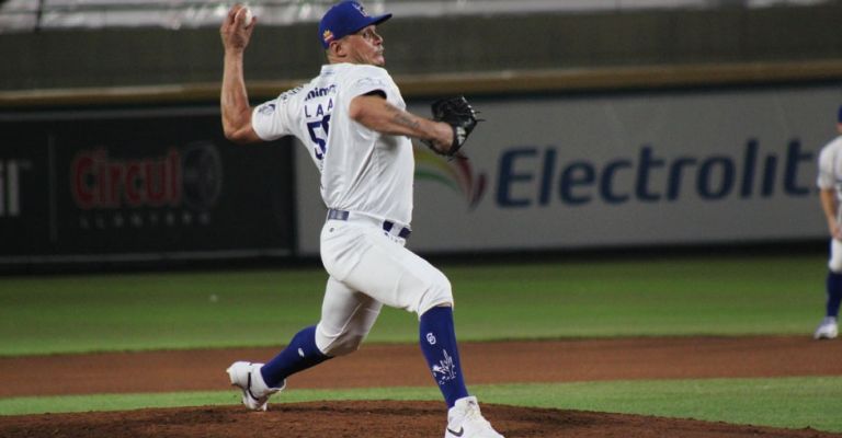 Lara inició el encuentro por Obregón