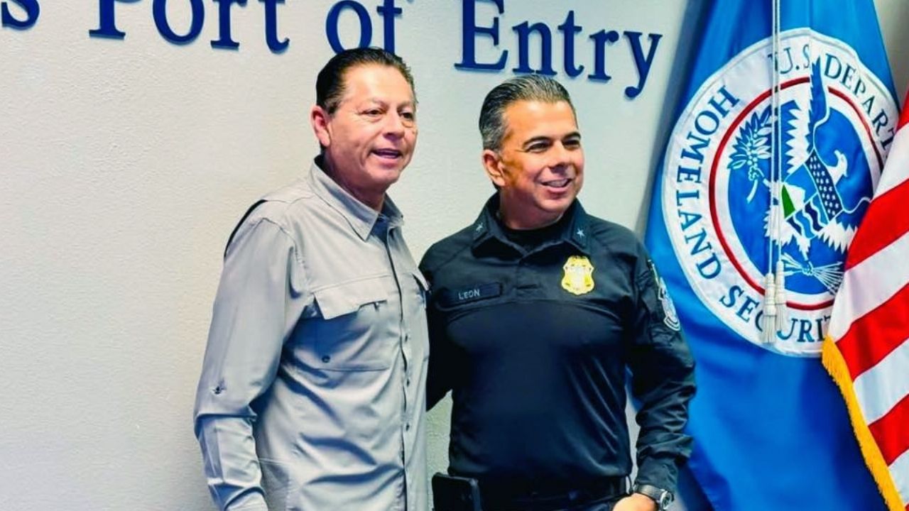 Reportan retención del alcalde de SLRC en garita de Estados Unidos; habrían revocado su visa