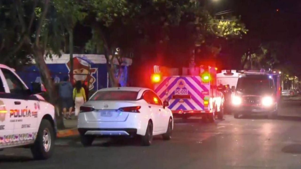 Código Rojo en CDMX: Hallan cuerpo dentro de un contenedor en parque de la Cuauhtémoc