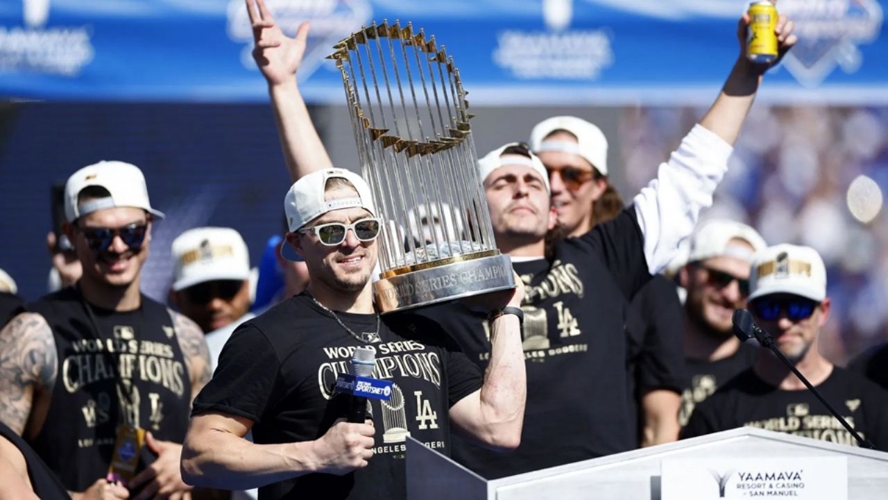 Campeón con Los Angeles Dodgers es sometido a cirugía; se perderá el Clásico Mundial de Beisbol
