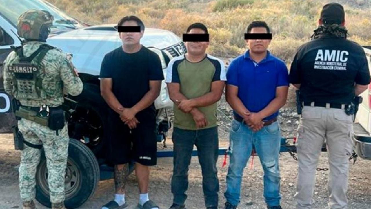 Atoran en Sonora a tres oaxaqueños que circulaban en vehículo con reporte de robo en EU
