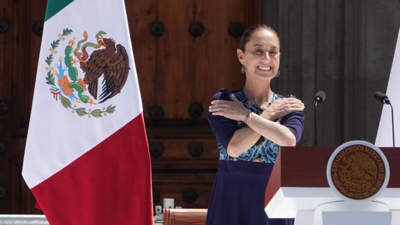 Sheinbaum invita a legisladores el 6 de diciembre a mitin en Zócalo para celebrar 7 años de la ‘transformación’