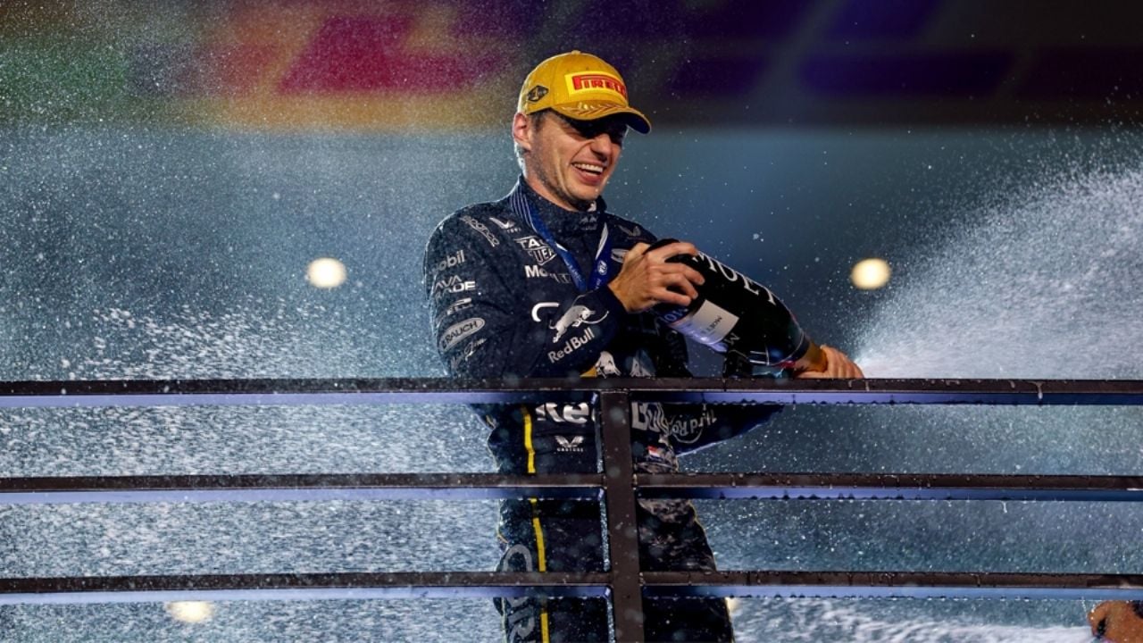 Max Verstappen se lleva la bandera de cuadros y cierra la lucha por el título en el GP de Las Vegas
