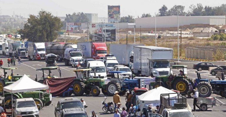 Megabloqueo de transportistas y campesinos este LUNES 24 de noviembre: Horarios, lugares y estados afectados