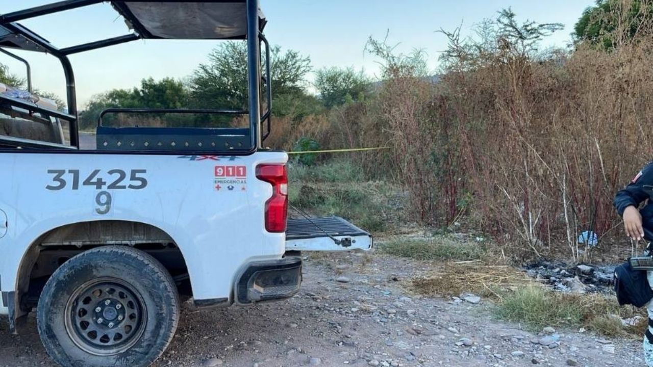 Con impactos de arma larga, encuentran el cuerpo de un joven en el sector norte de Culiacán
