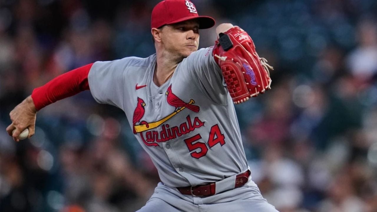 Boston se arma; los Red Sox adquieren al derecho Sonny Gray de los Cardinals