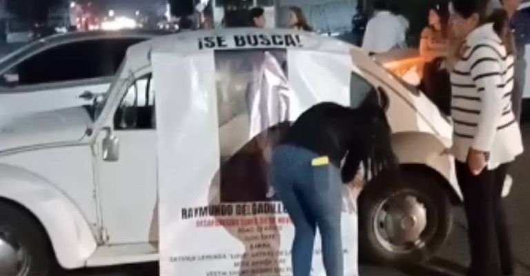 Los manifestantes cerraron la circulación de la calle Jalisco, frente a las instalaciones de la Fiscalía de Sonora.