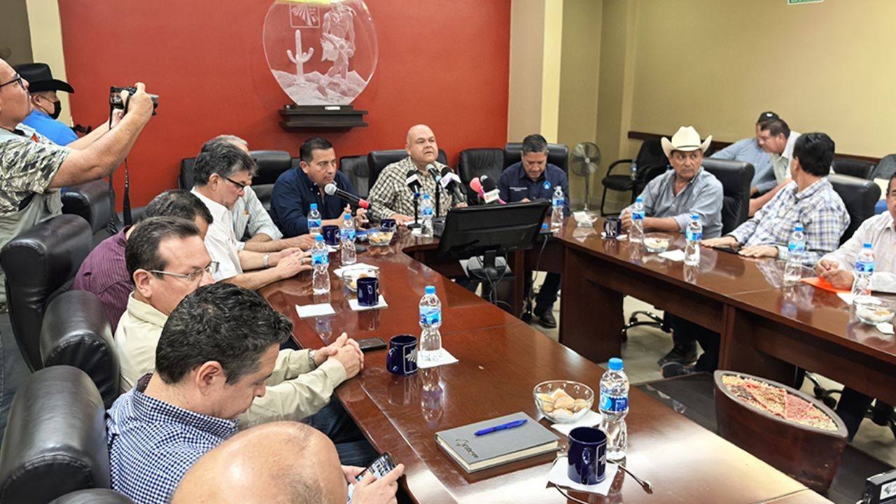 Agricultores del Valle del Yaqui no se suman a movilizaciones; acuerdan compromisos con gobierno del estado