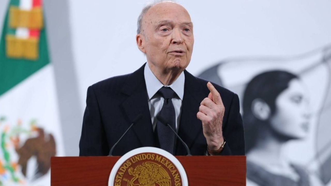 Gertz Manero presenta su renuncia a la FGR, Sheinbaum analiza tener su primer encuentro con Trump y más en Top 3 México