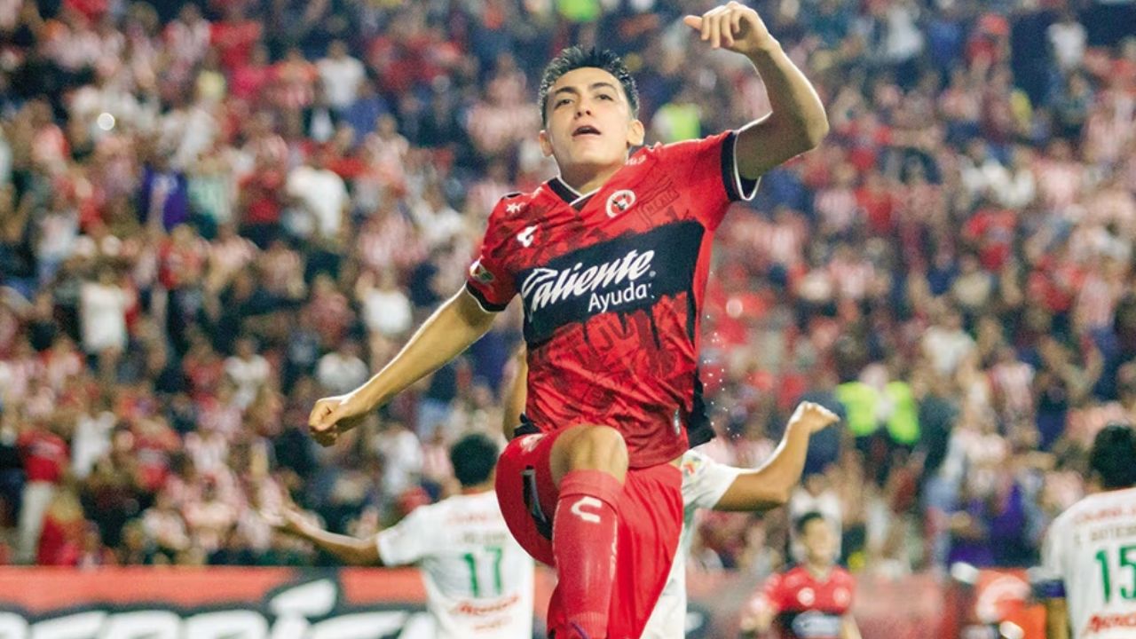 Gilberto Mora no se cansa de hacer historia: Conoce TODOS los RÉCORDS que ha conseguido