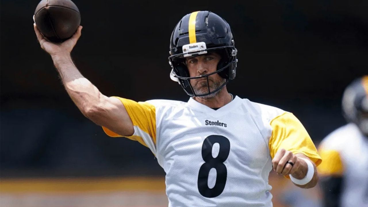 Buena noticia para los Steelers: Aaron Rodgers está de vuelta con Pittsburgh y va de titular ante los Bills