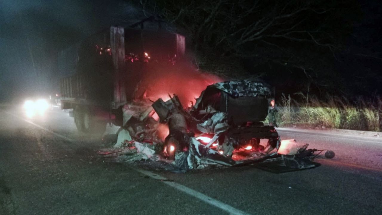 Domingo de tensión: Se desatan enfrentamientos armados y quema de vehículos en Chiapas