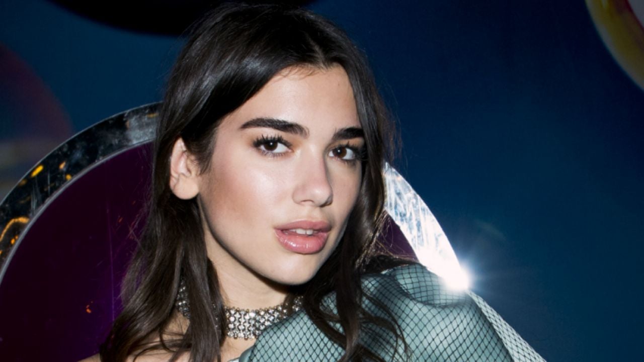 “Perjudican a las víctimas”: Dua Lipa cuestiona cómo los medios cubren el caso Jeffrey Epstein