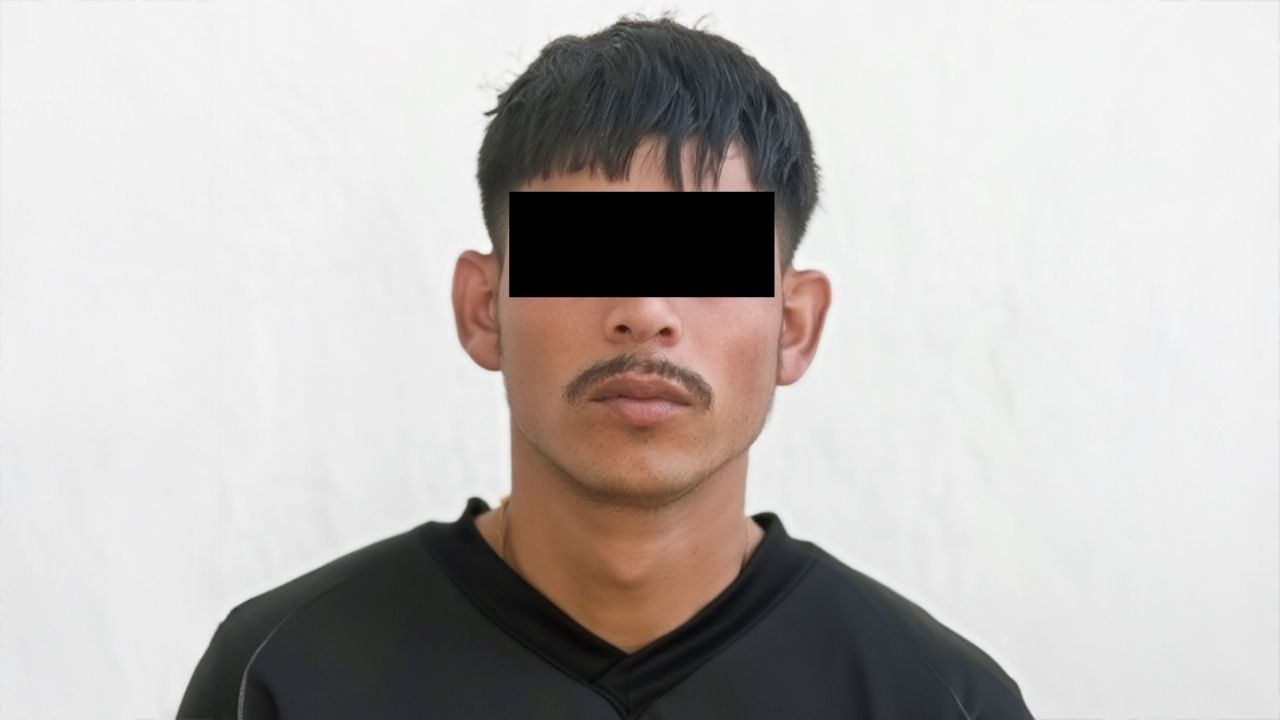 Iba bien cargado: Cae sujeto con casi 100 envoltorios de droga en pleno Centro de Nogales