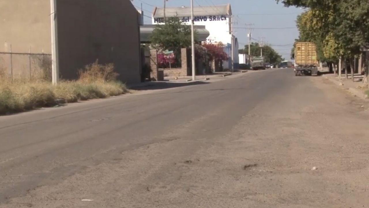 Calle Ferrocarril en Navojoa será pavimentada con concreto hidráulico este 2026, anuncia Ayuntamiento