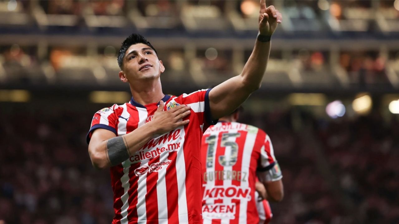 Chivas del Guadalajara pierde a otro elemento más; Alan Pulido abandona al ‘Rebaño Sagrado’