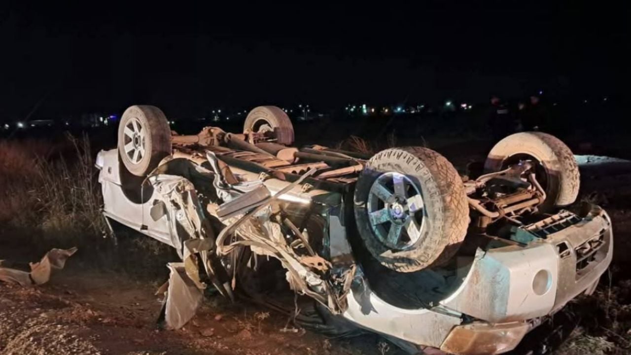 FATAL ACCIDENTE: Volcadura en carretera vieja a Cananea deja un muerto y un herido de gravedad
