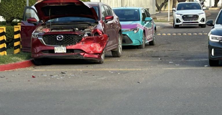 El accidente de tránsito se registró en el cruce de las calles Coahuila y Cajeme.