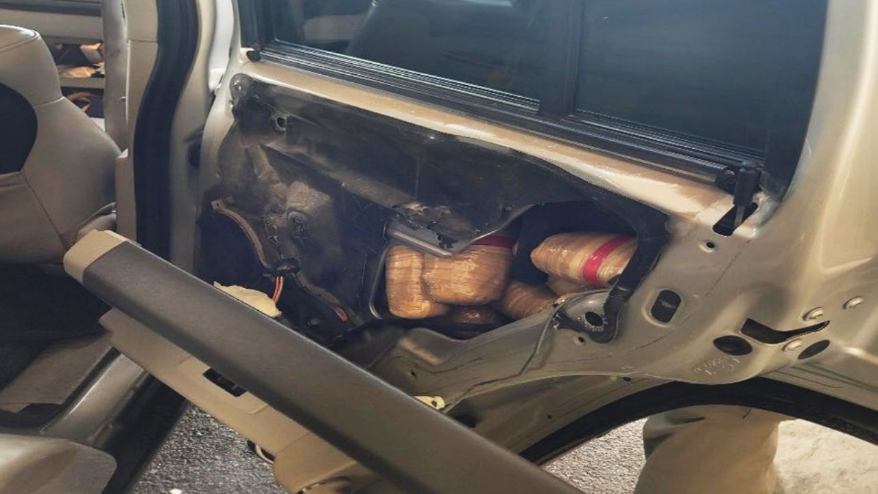 Descubren narcóticos en compartimentos ocultos de vehículos en frontera Sonora – Arizona