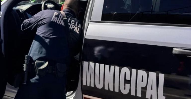 Elementos de la Policía Municipal atendieron una denuncia de un caso de acoso sexual contra una menor en Nogales.