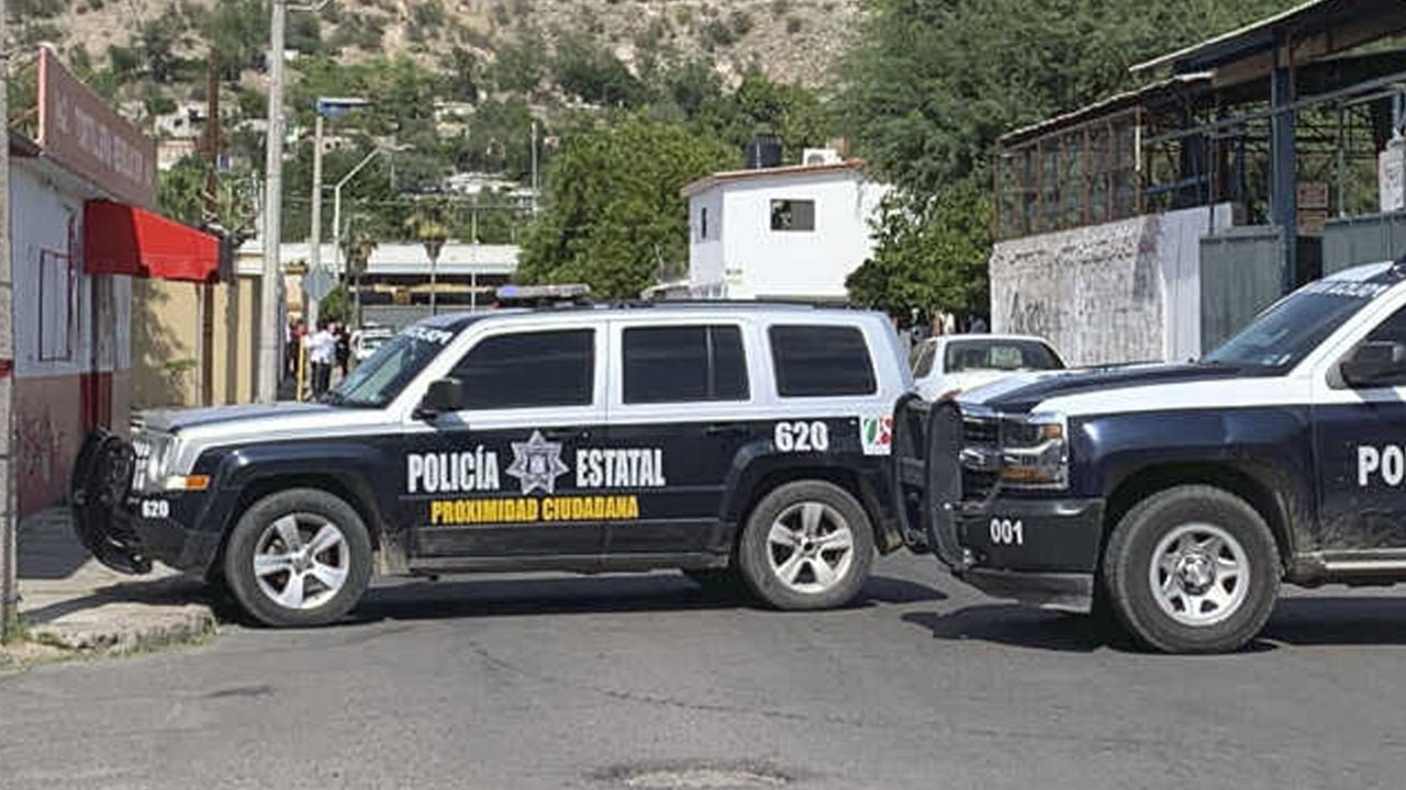 Narcomenudeo en Hermosillo: Arrestan a tres sujetos en posesión de crystal y marihuana