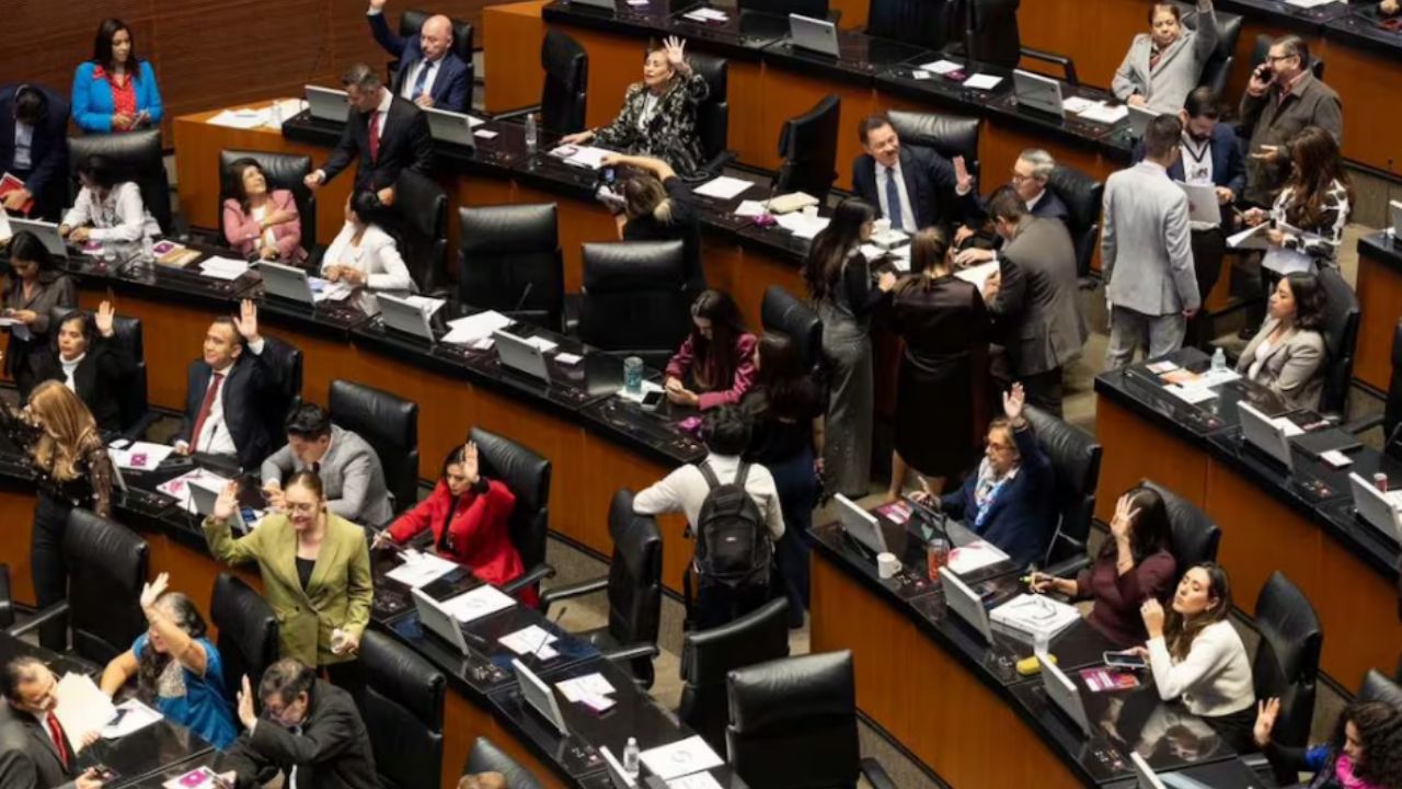 Morena impulsa dos REFORMAS CLAVE: Aranceles a productos asiáticos y prohíbe vapeadores en POLÉMICA sesión