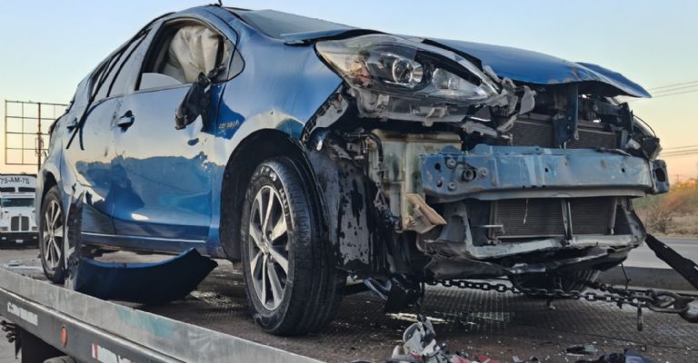 Se registró una tremenda volcadura en la entrada sur de Ciudad Obregón