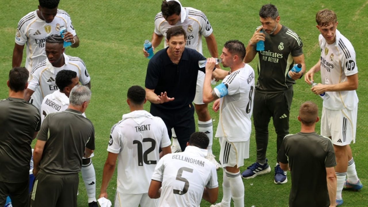 Plantilla del Real Madrid respalda a Xabi Alonso tras rumores de su despido por la mala racha del equipo