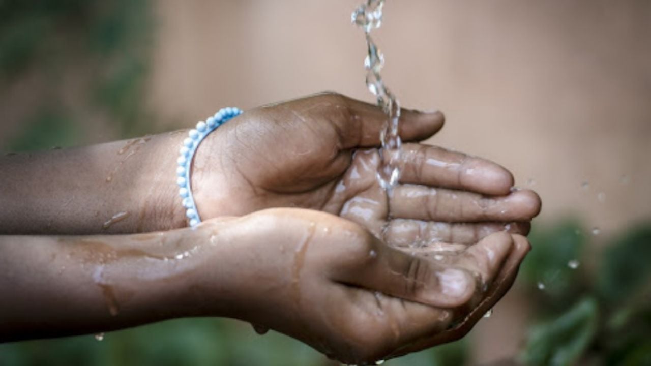 Gobierno publica en el DOF la Ley General de Aguas; Conagua sostiene que no afectará derechos