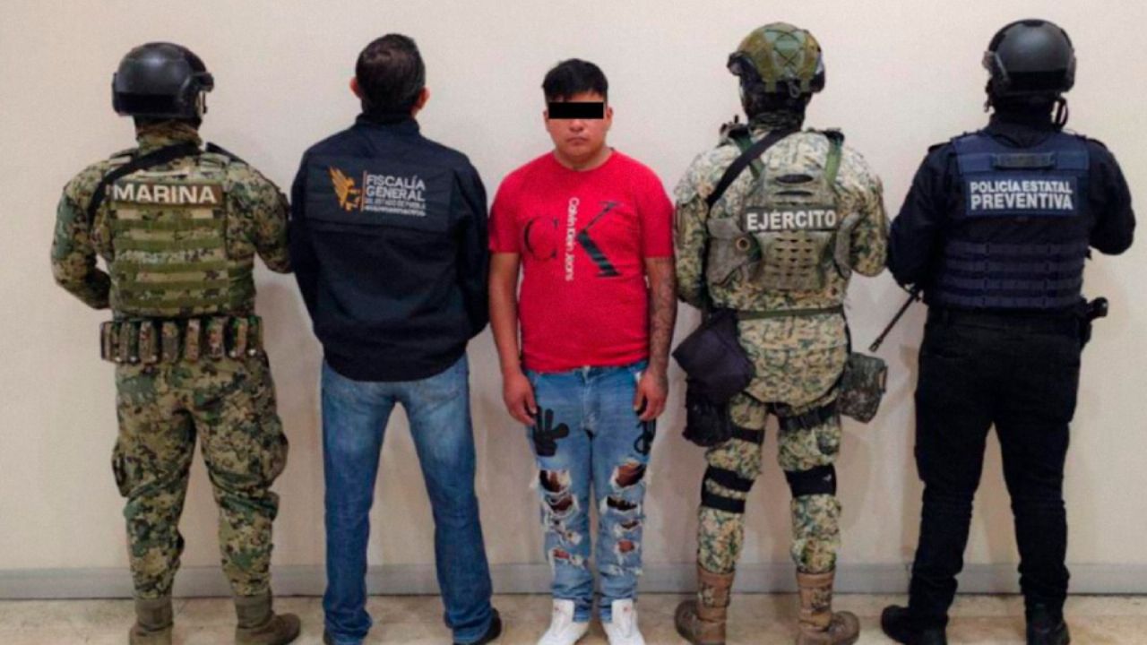 Golpe al narcomenudeo en Puebla: Capturan a dos presuntos de la Familia Michoacana en el Mercado Morelos