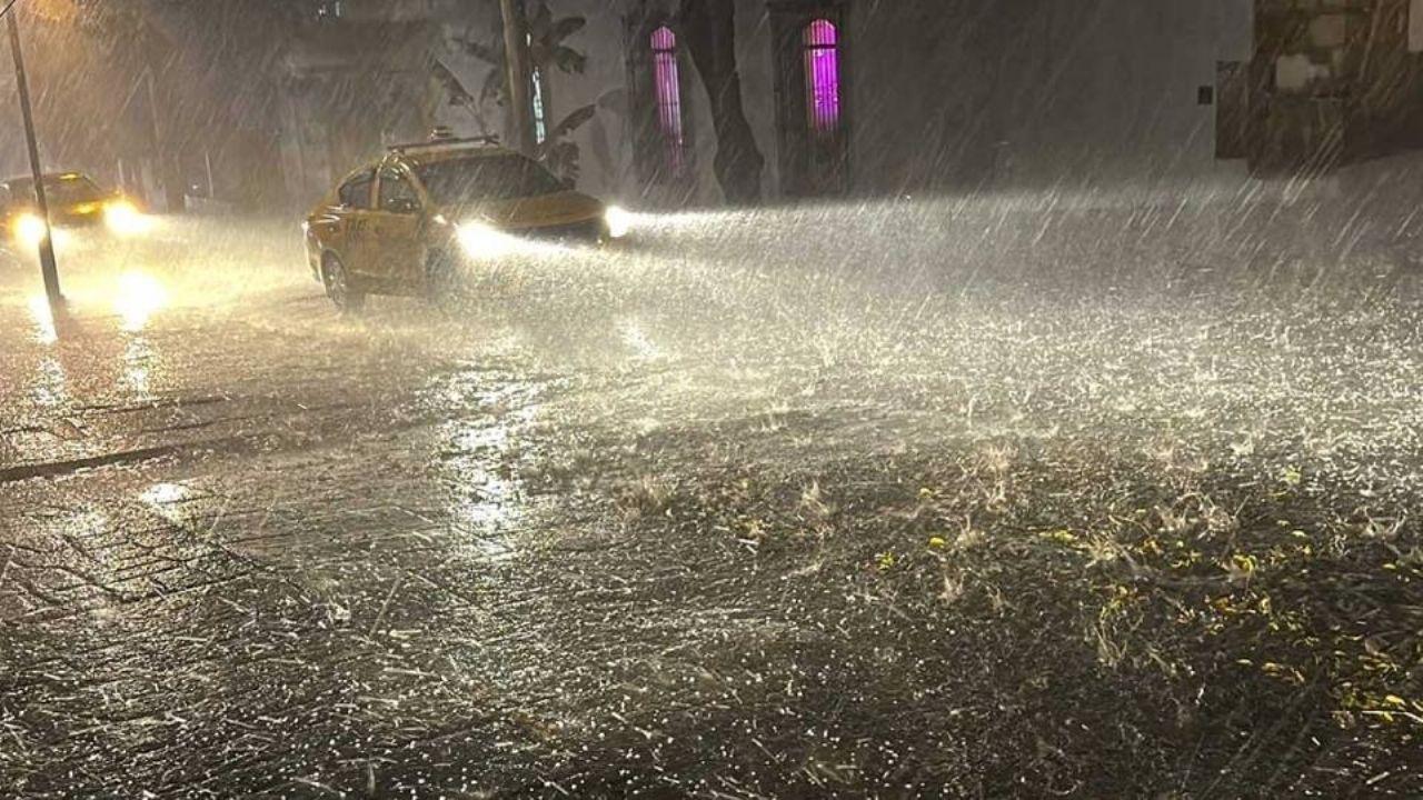 Clima HOY domingo 11 de enero de 2026 en la NOCHE: Se advierten LLUVIAS TORRENCIALES