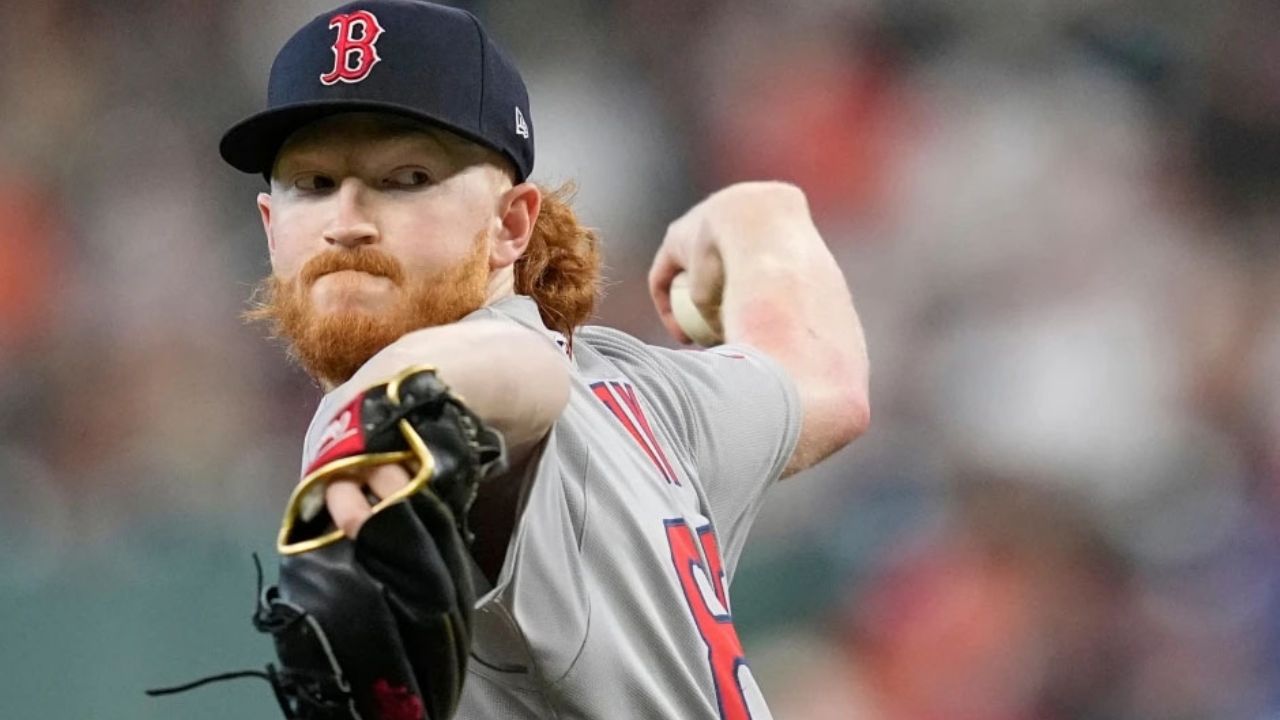 Los Cardinals y el diestro Dustin May llegan a un acuerdo por una campaña