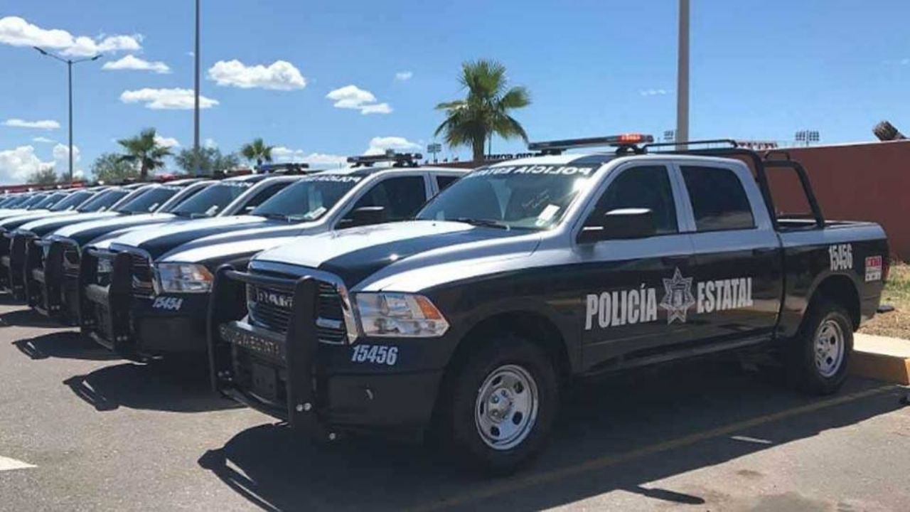 Automovilista se pasa el alto y se estrella contra patrulla de la Policía Estatal en Ciudad Obregón