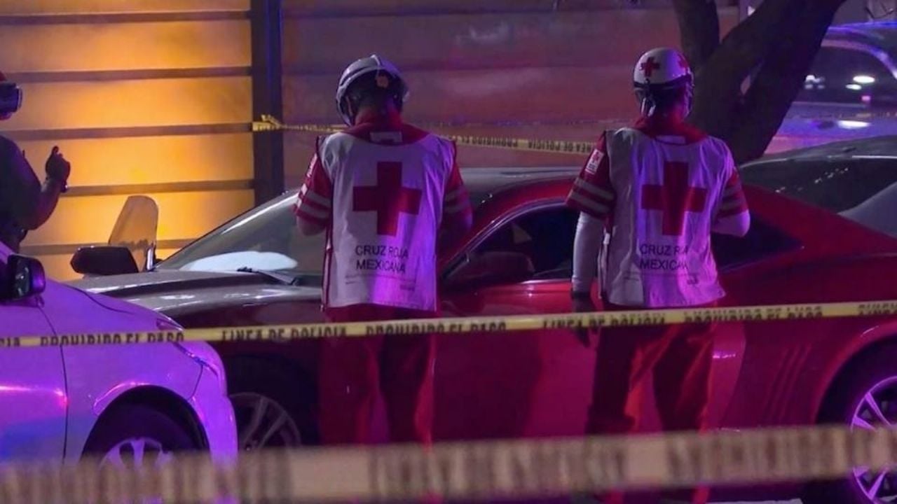 Eran tío y sobrino: Los ejecutan mientras viajaban a bordo de auto deportivo al sur de Monterrey