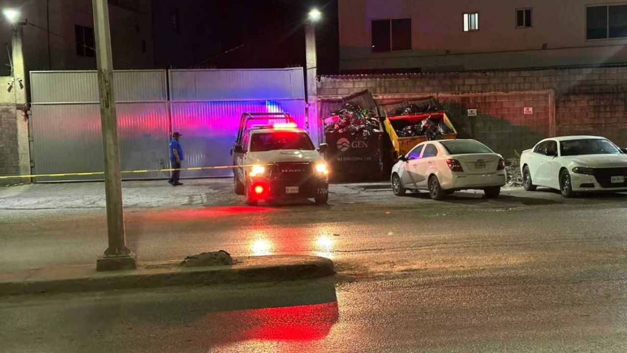 Tenía solo 17 años: Al interior de una empresa en Apodaca, reportan MUERTE de un joven