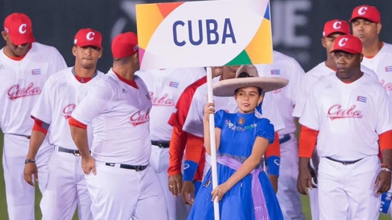 La Federación de Beisbol de Cuba arremete contra los directivos de la Serie del Caribe