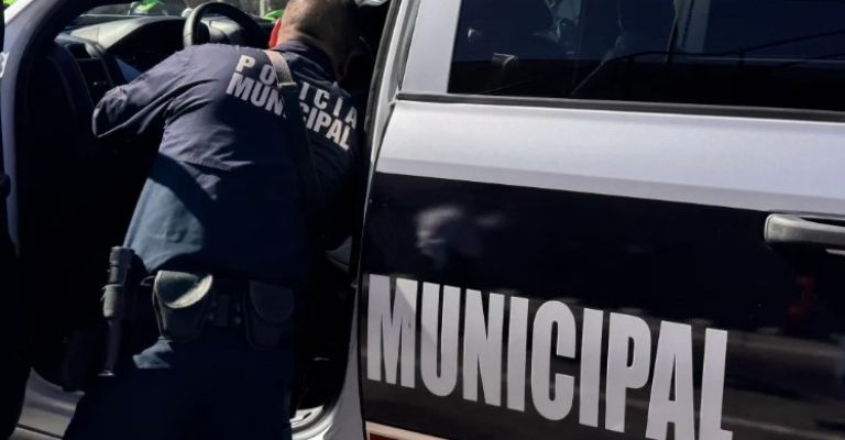 Asaltan tienda de conveniencia de la colonia Jardines del Bosque en Nogales, Sonora.