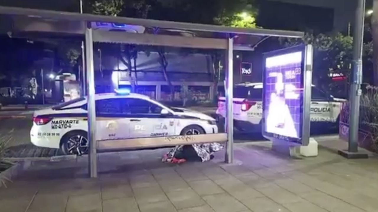 A tempranas horas, localizan a hombre sin vida en vía pública de la Narvarte, CDMX