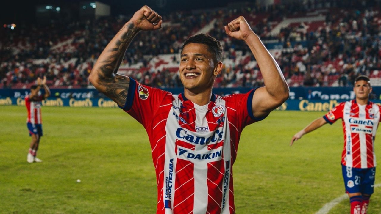 Chivas del Guadalajara y Cruz Azul se ‘pelean’ por fichar a defensa mexicano del Atlético San Luis