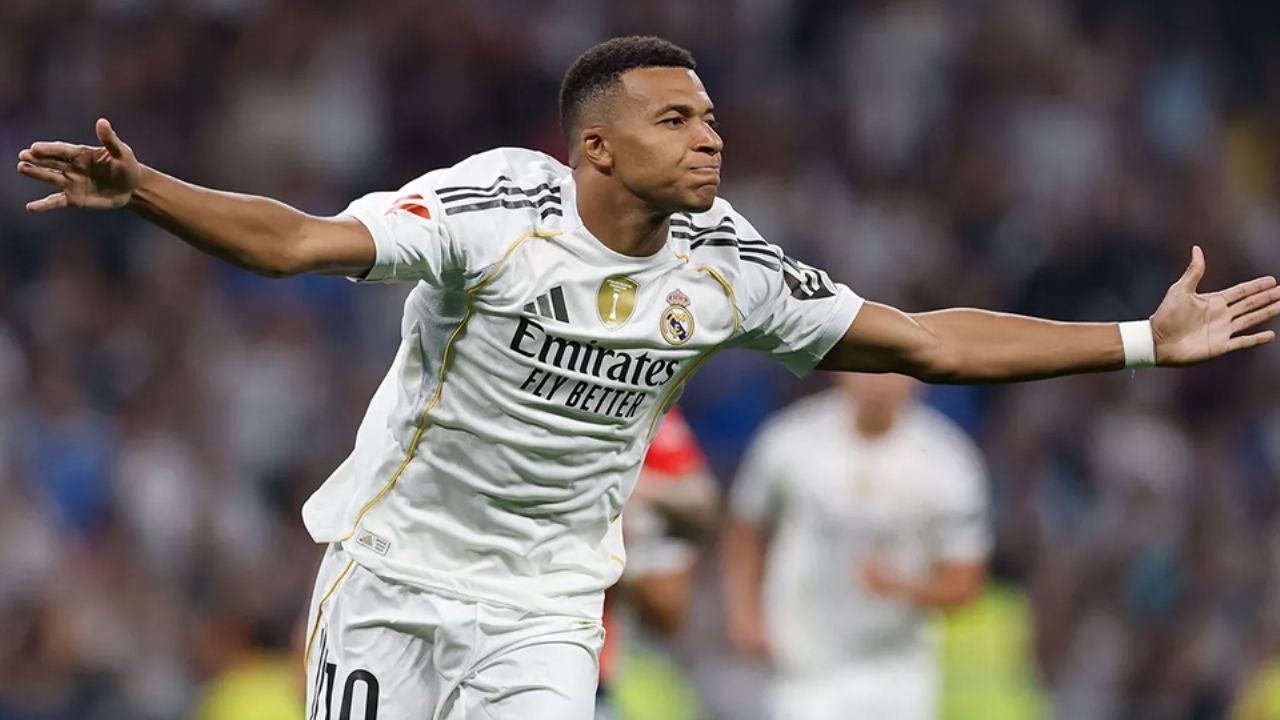 Kylian Mbappé enciende las alarmas del Real Madrid; sufre lesión de rodilla y será baja por varios días