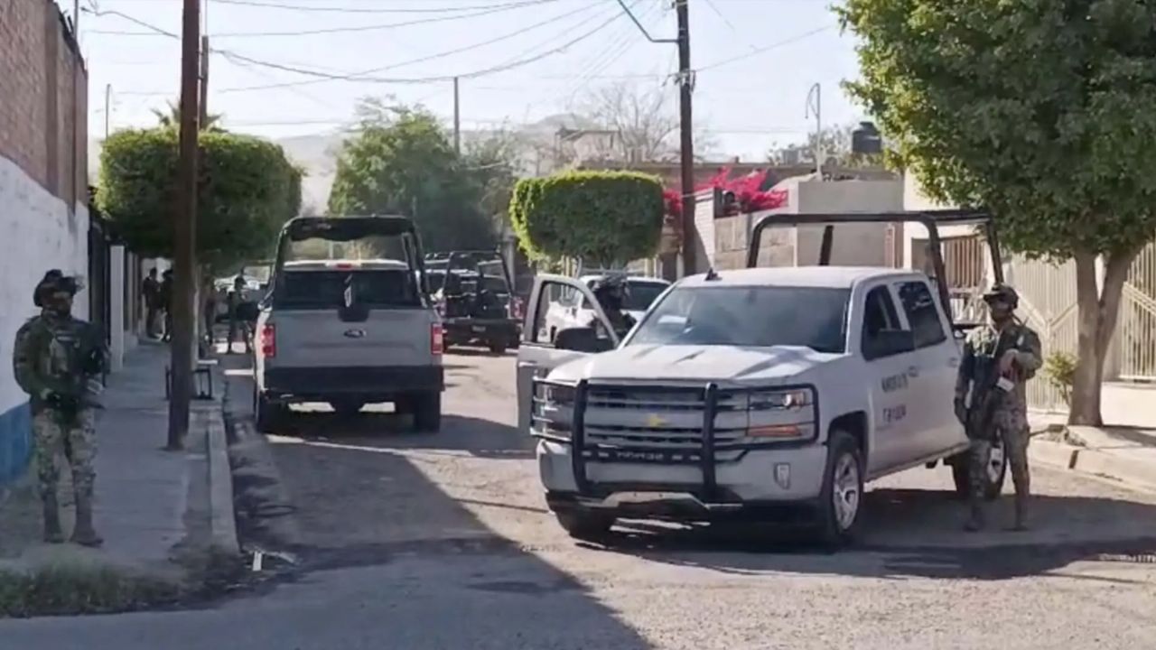 Capturan a dos objetivos prioritarios tras cateo en Hermosillo; les aseguran droga y dinero