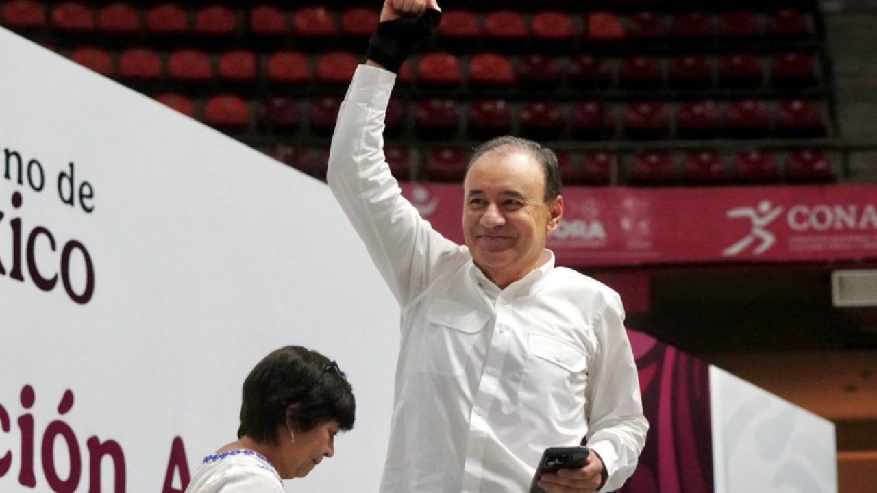 Alfonso Durazo desea un 2026 de esperanza, paz y nuevas oportunidades a familias sonorenses