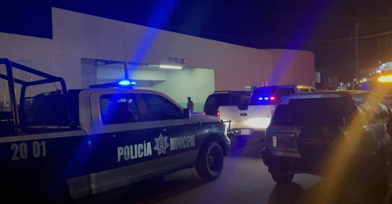 La víctima fue internada en el Hospital IMSS Bienestar de Nogales, Sonora.