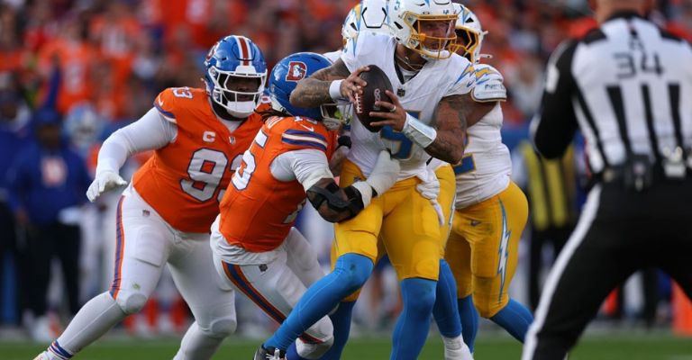 La defensiva de Broncos mantuvo a raya a los Bolts