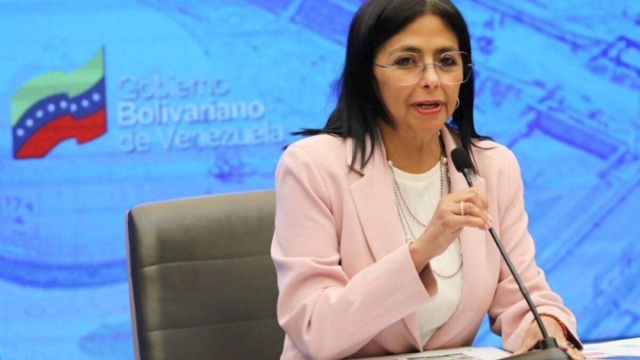 Delcy Rodríguez asume la presidencia de Venezuela tras detención de Nicolás Maduro