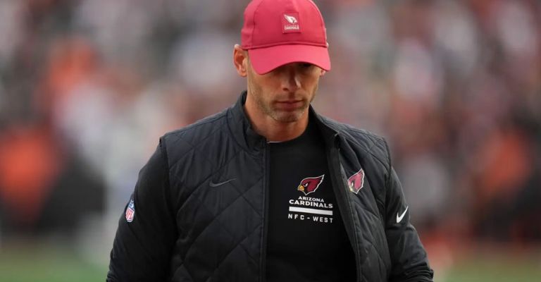 Gannon fue cesado por los pajaritos rojos